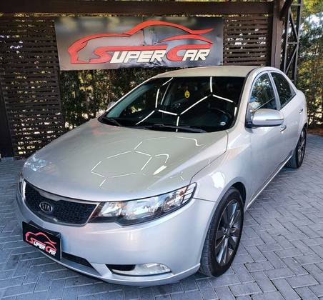 KIA CERATO 1.6 E.222 SEDAN 16V GASOLINA 4P AUTOMÁTICO KIA CERATO 1.6 E.222 SEDAN 16V GASOLINA 4P AUTOMÁTICO